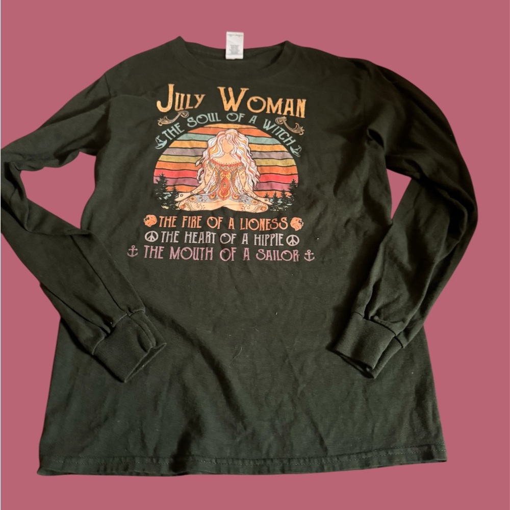 Gildan Graphic Long Sleeve Tee - dark sage green spiritual July